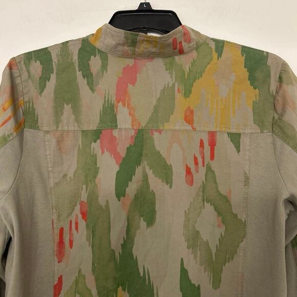 CHICO’S ZENERGY NWT Ikat Print Olive Green & Khaki Utility Jacket Size 3 (16-18) - Picture 6 of 15